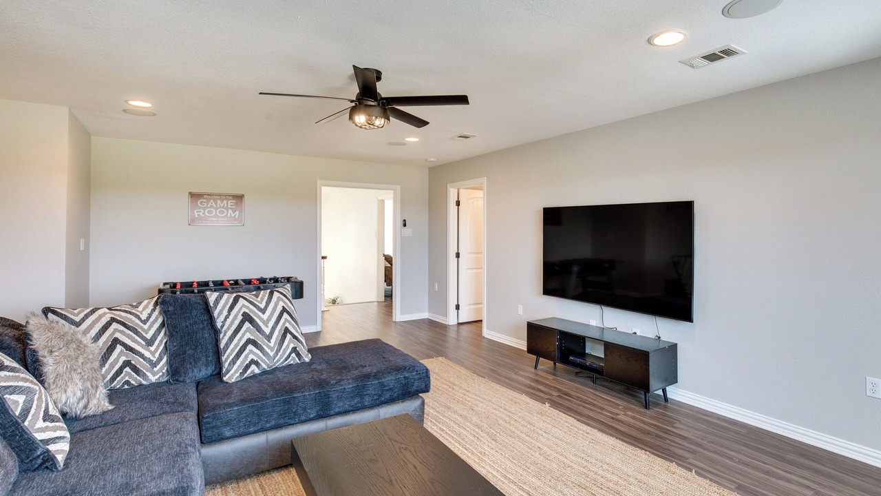 Photo of Livingroom in Wills Point