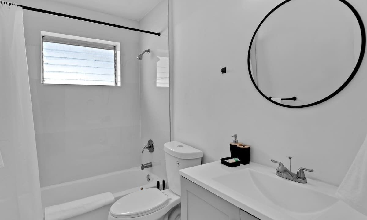 Photo of Bathroom in Miramar