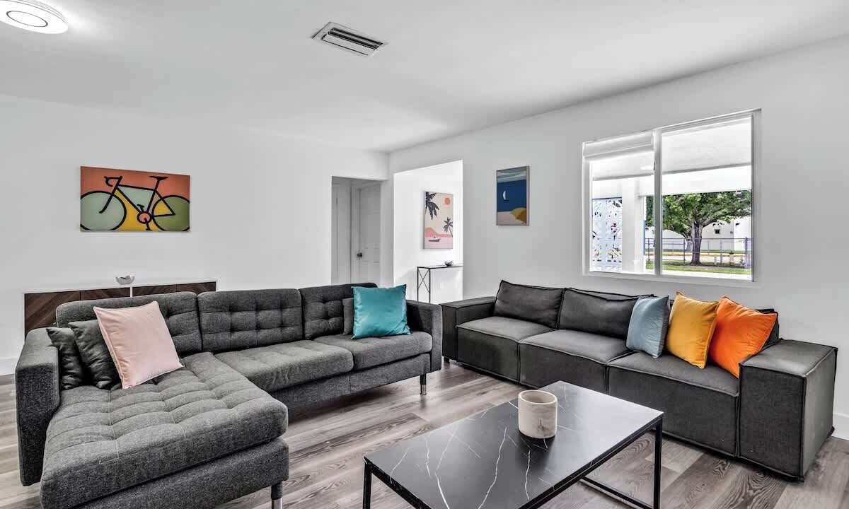 Photo of Livingroom in Miramar