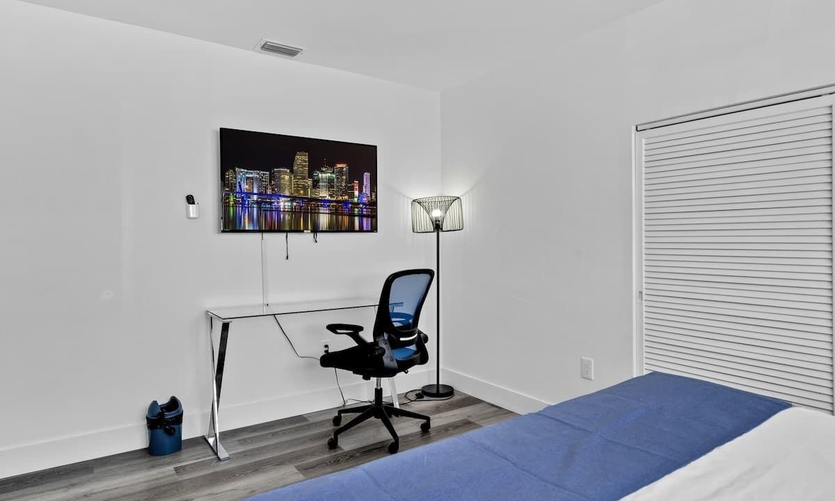 Photo of Bedroom in Miramar