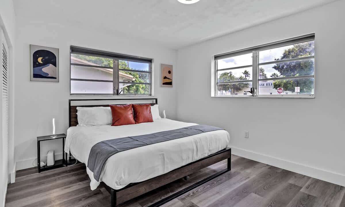 Photo of Bedroom in Miramar