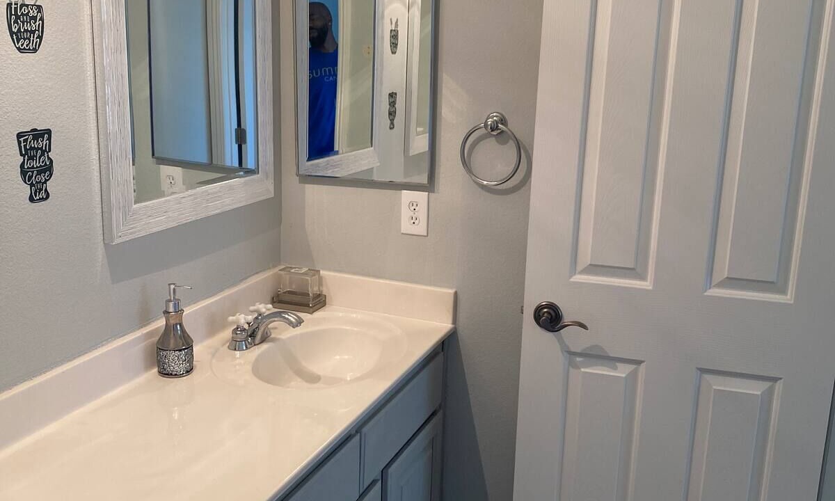 Photo of Bathroom in Silverado Ranch