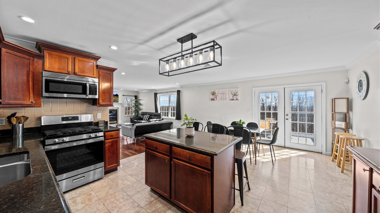 Photo of Others in Bloomingburg