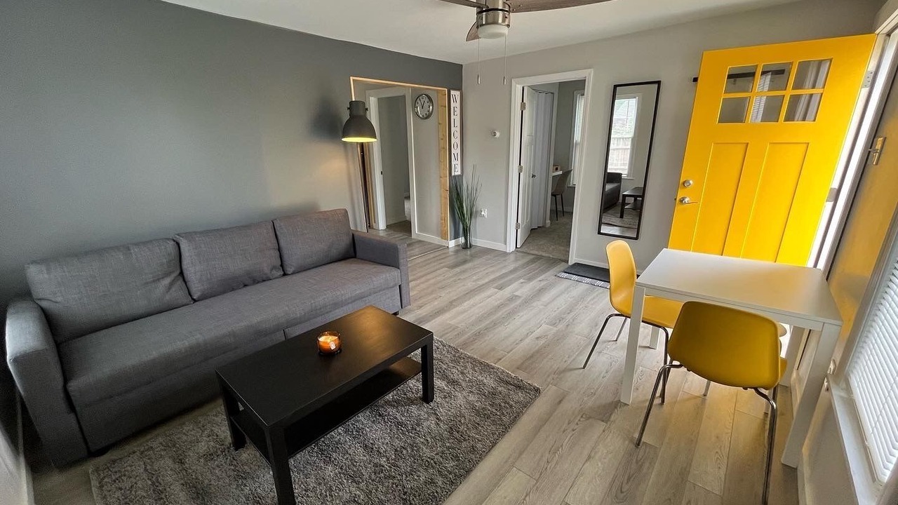 Photo of Livingroom in Benton Heights