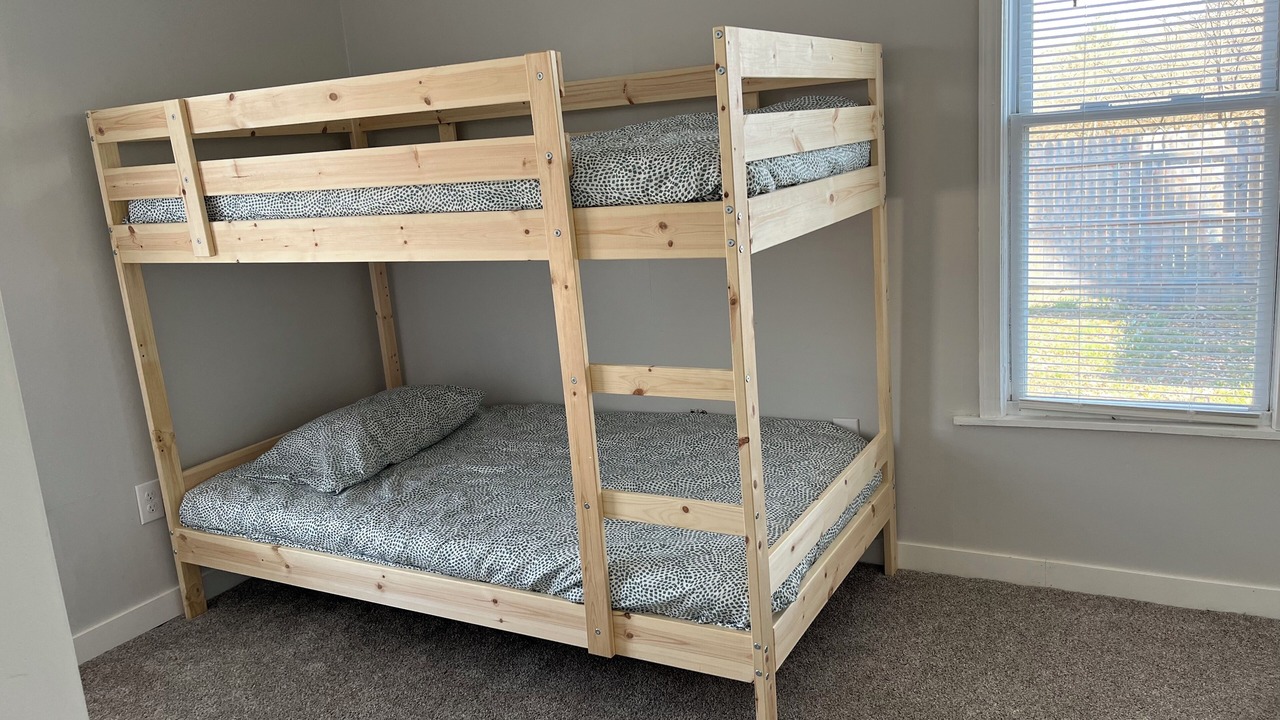 Photo of Bedroom in Benton Heights