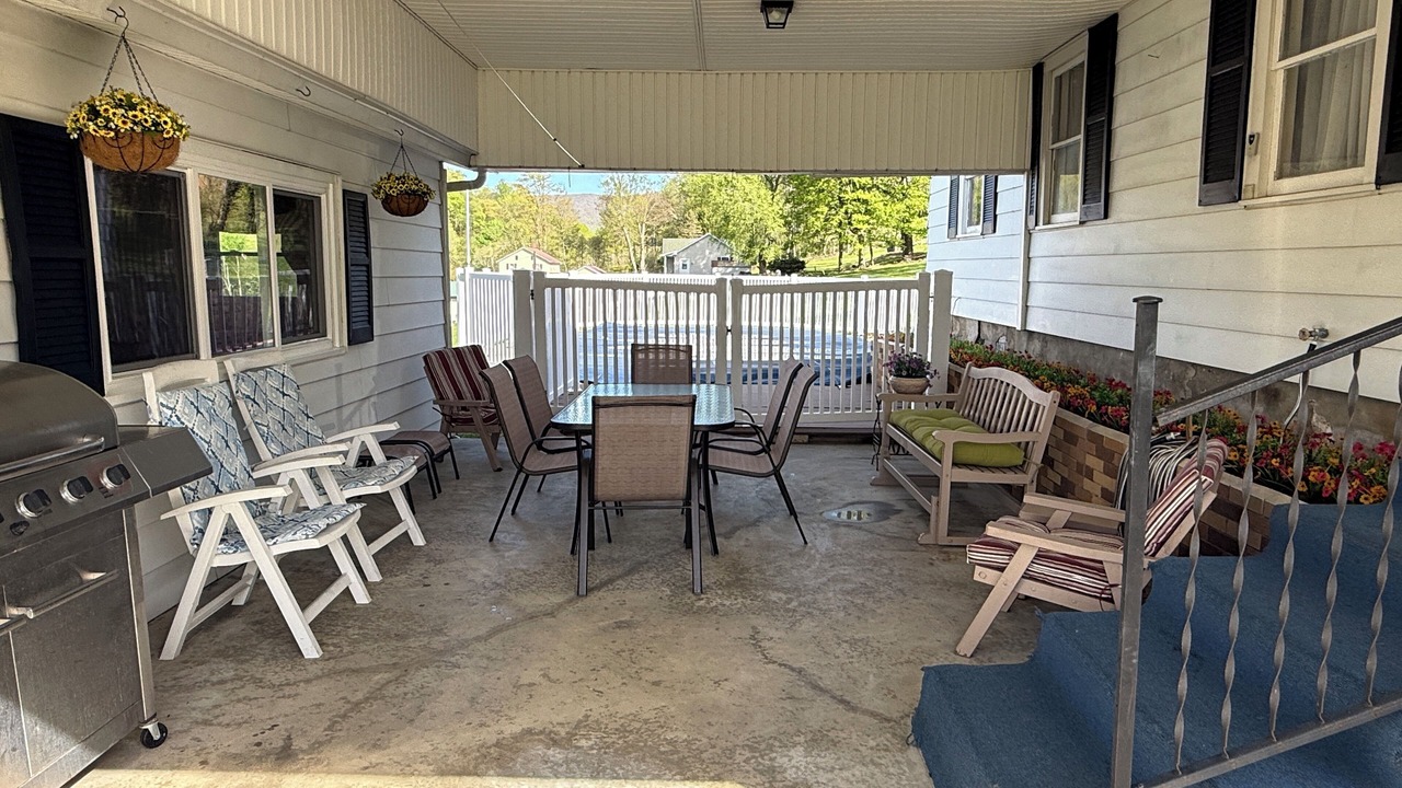 Photo of Outdoor in Cocolamus