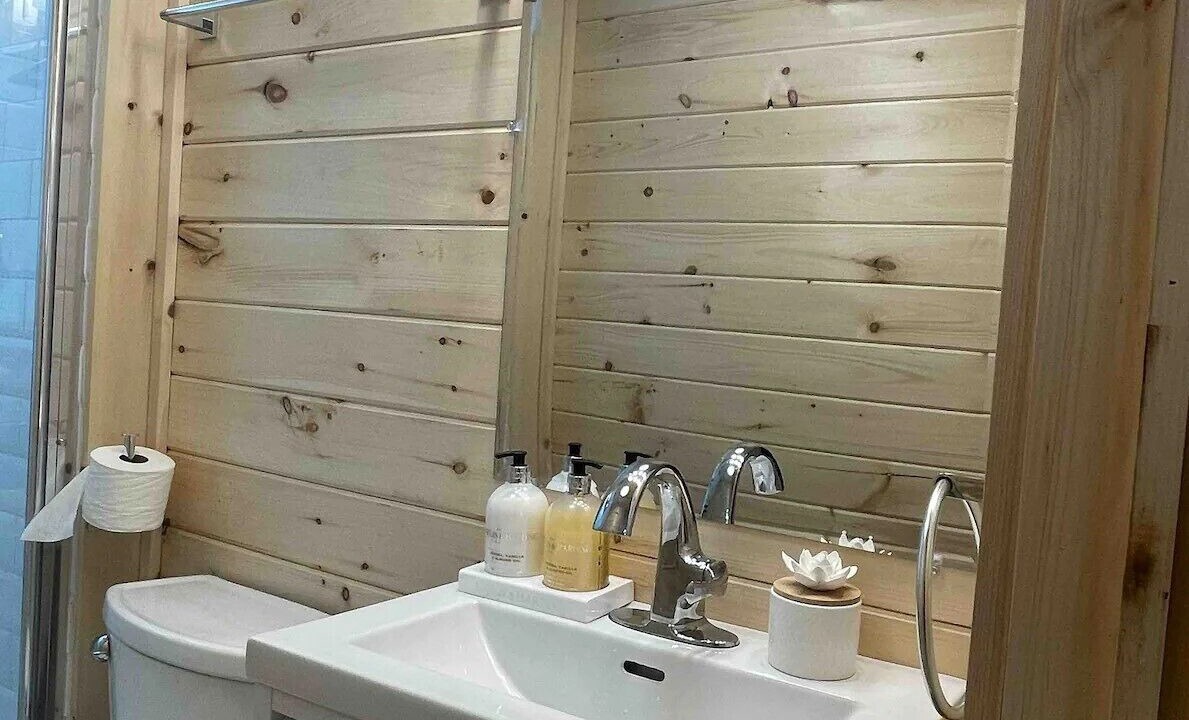 Photo of Bathroom in Irondale