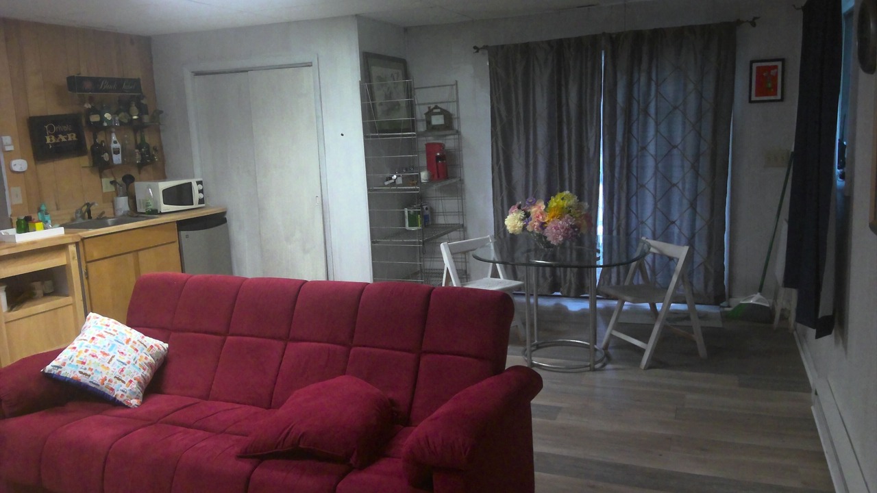 Photo of Livingroom in Arundel on the Bay