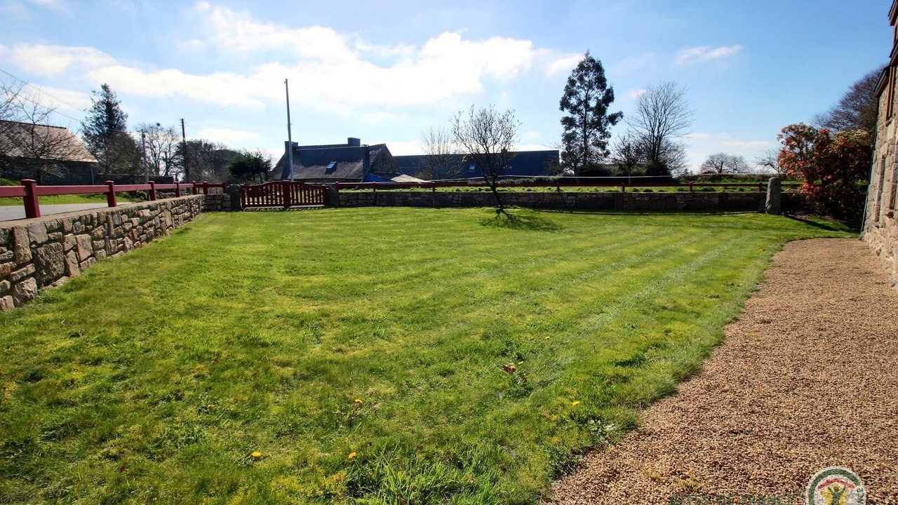 Photo of Outdoor in Kerien