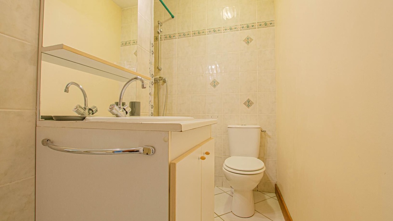 Photo of Bathroom in Le Meriot