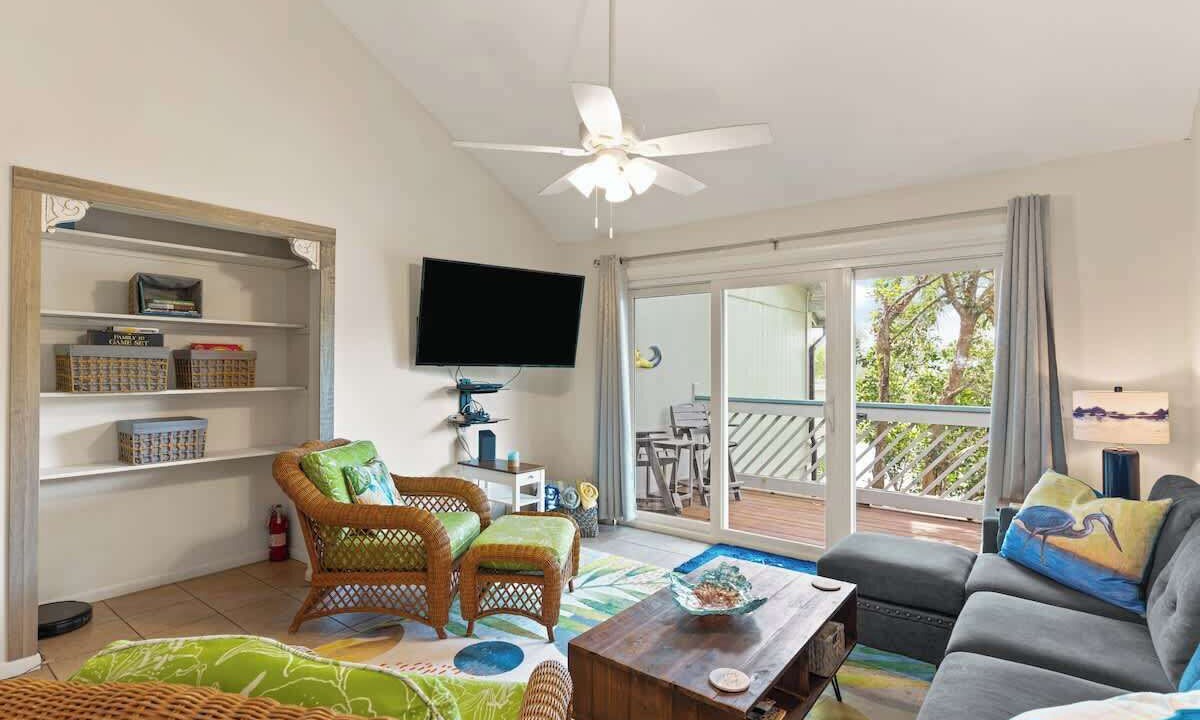 Photo of Livingroom in Saint Simons Heights