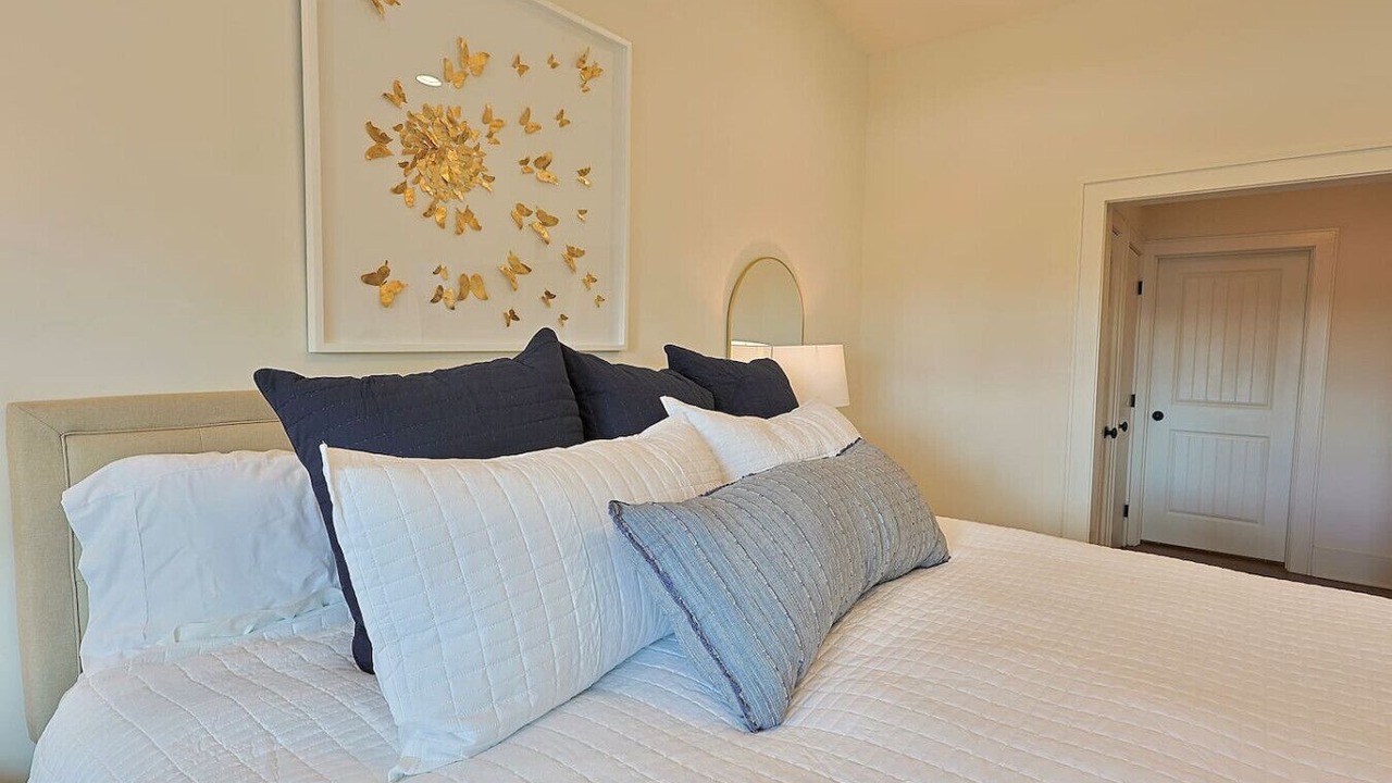 Photo of Bedroom in Downtown Knoxville