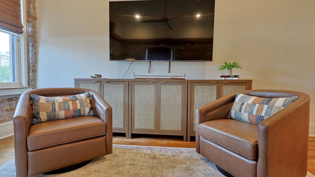 Photo of Livingroom in Downtown Knoxville