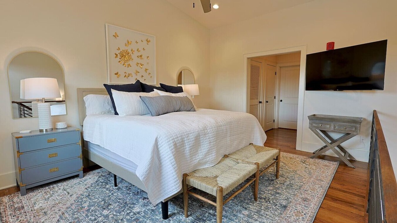 Photo of Bedroom in Downtown Knoxville