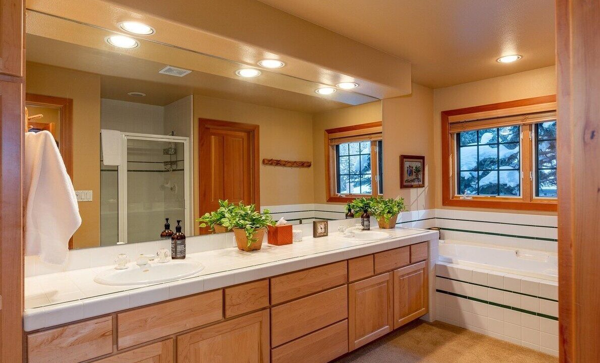 Photo of Bathroom in Warm Springs