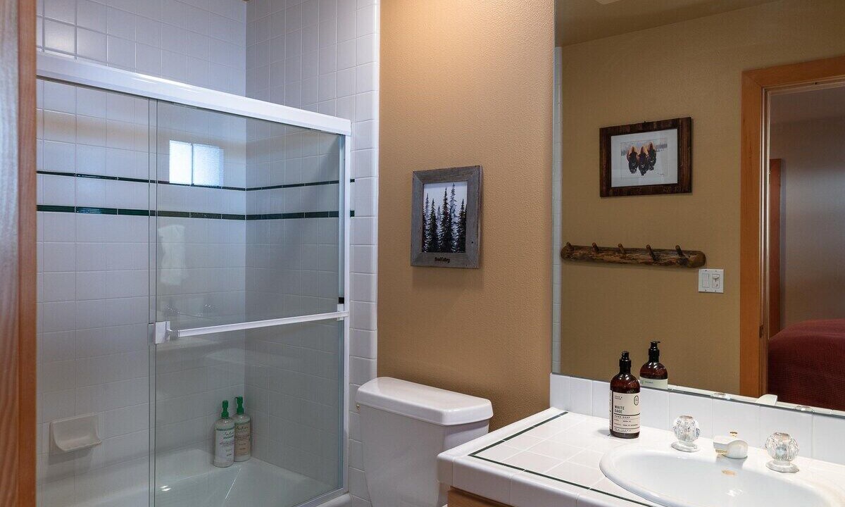 Photo of Bathroom in Warm Springs