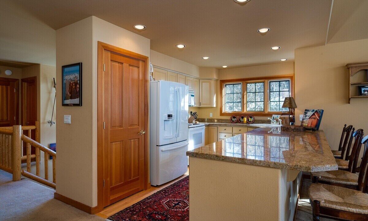 Photo of Kitchen in Warm Springs