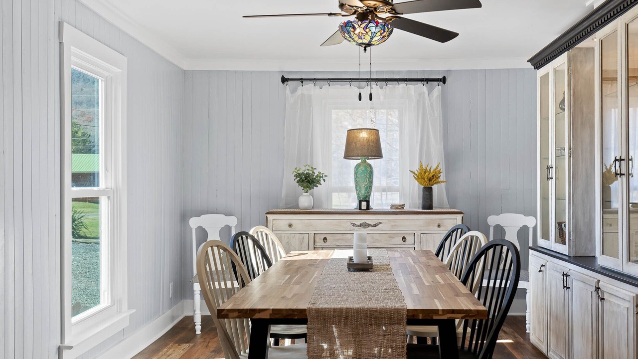 Photo of Bedroom in Lupton City