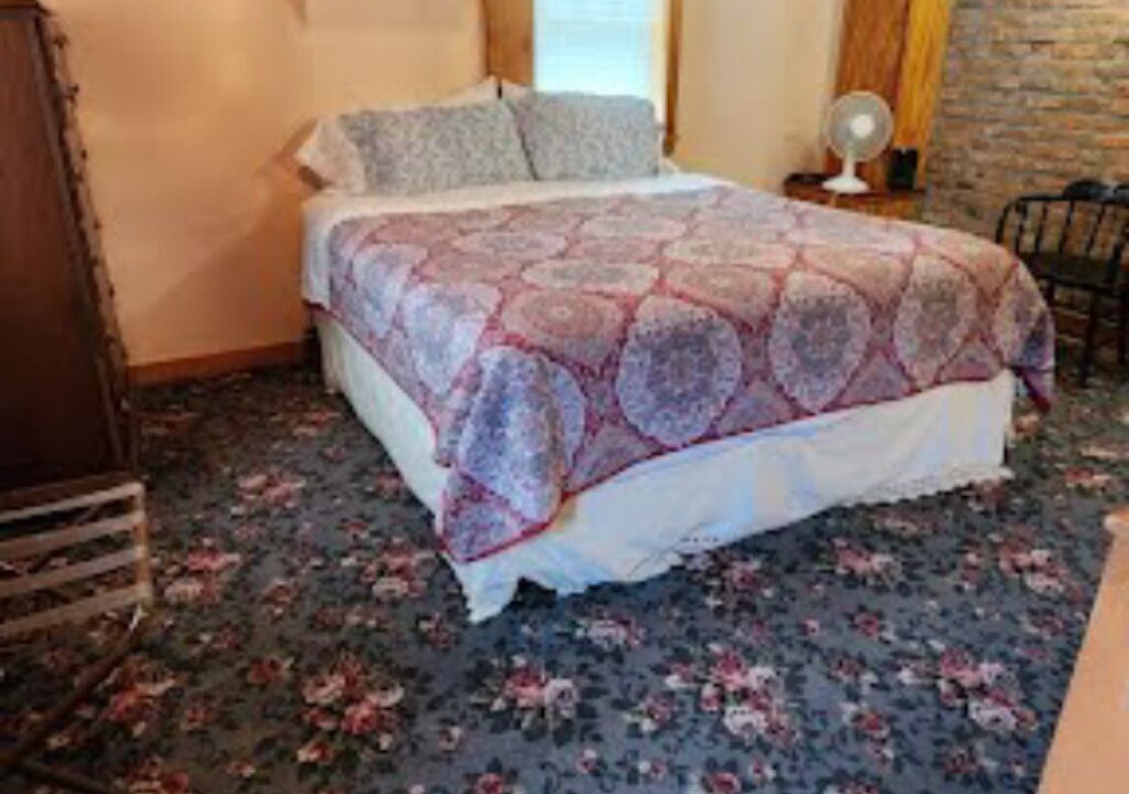 Photo of Bedroom in Nauvoo