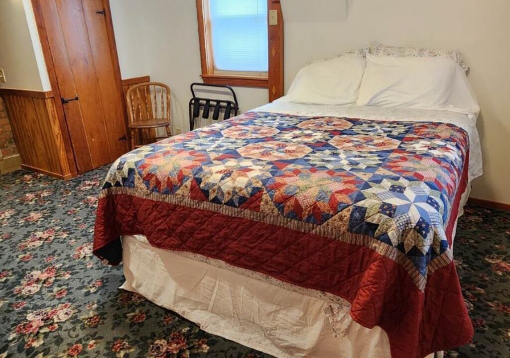 Photo of Bedroom in Nauvoo