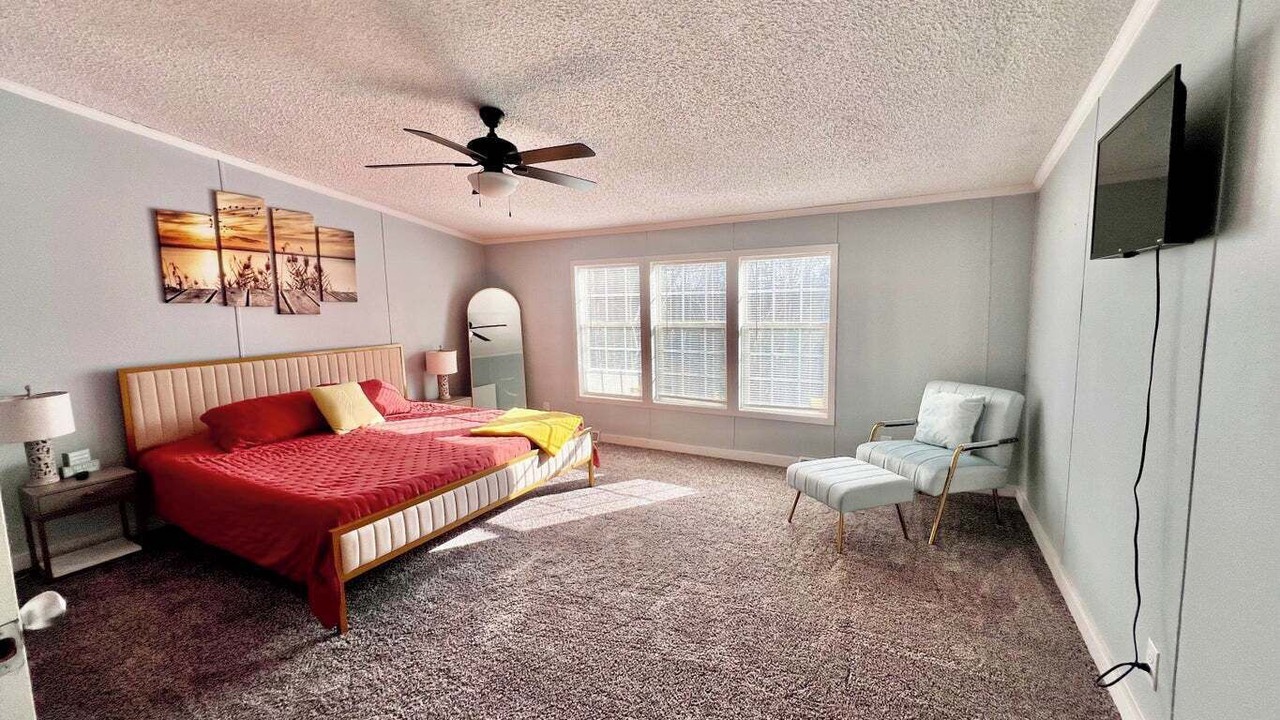 Photo of Bedroom in Lenox