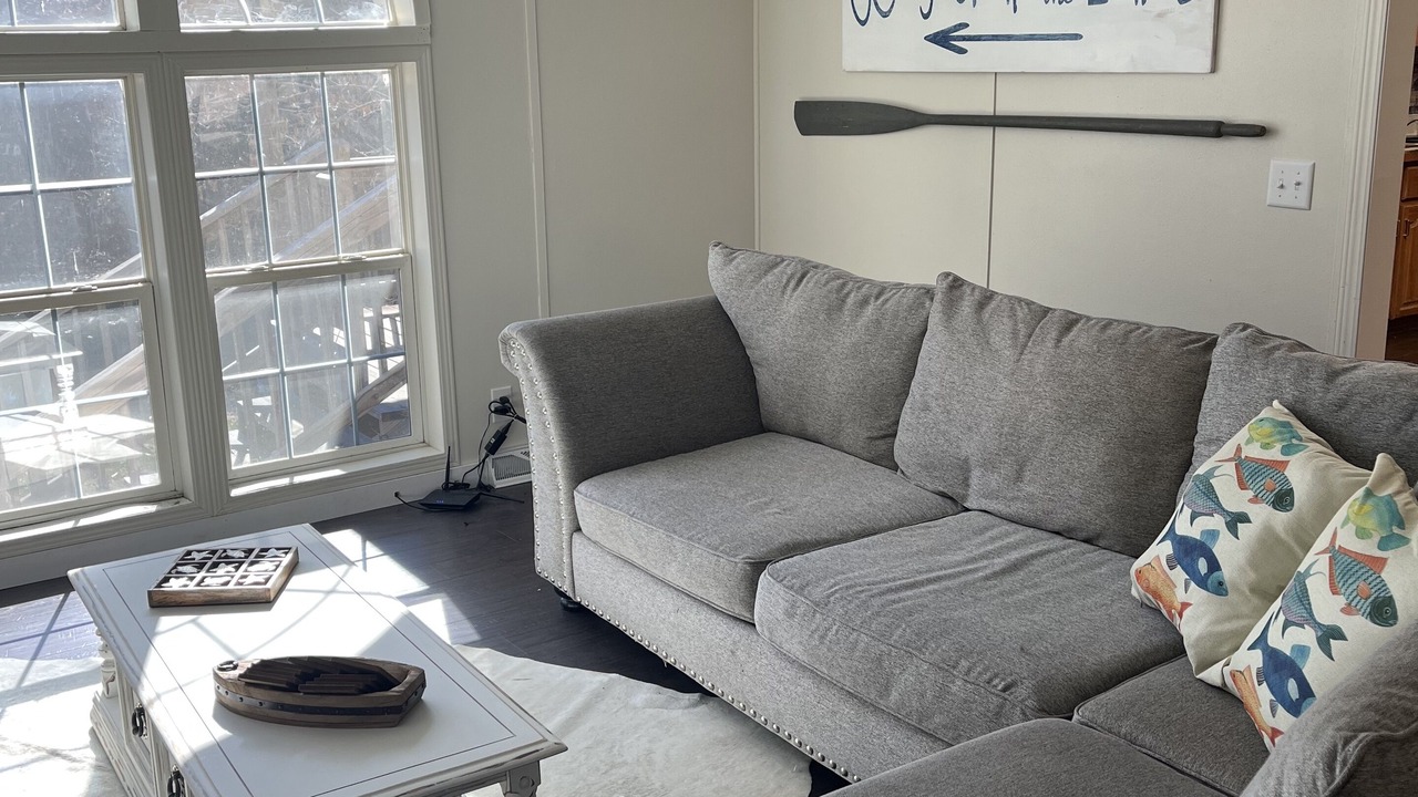 Photo of Livingroom in Lenox