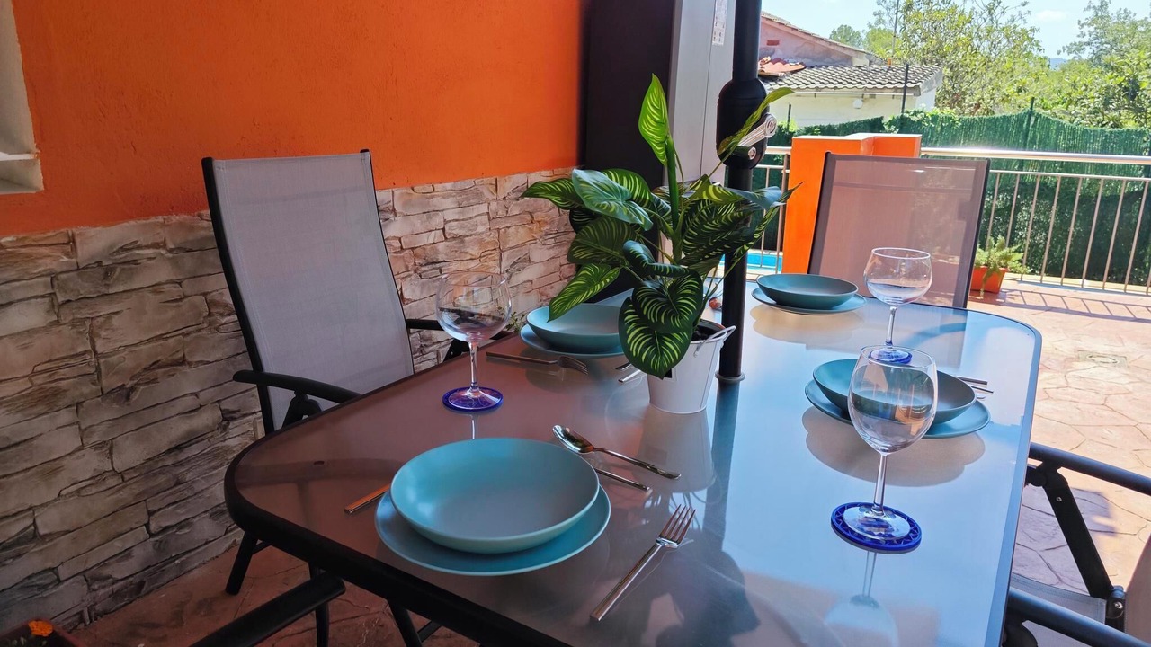 Photo of Outdoor in Sant Esteve Sesrovires