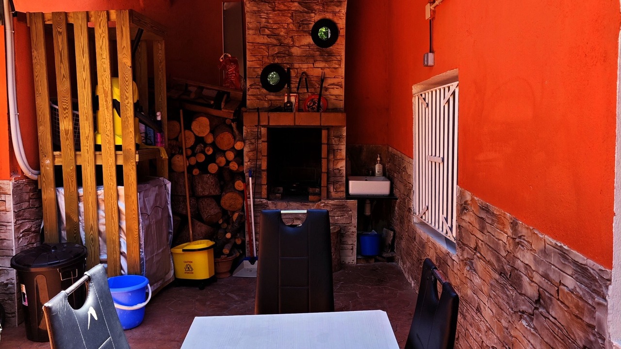 Photo of Outdoor in Sant Esteve Sesrovires