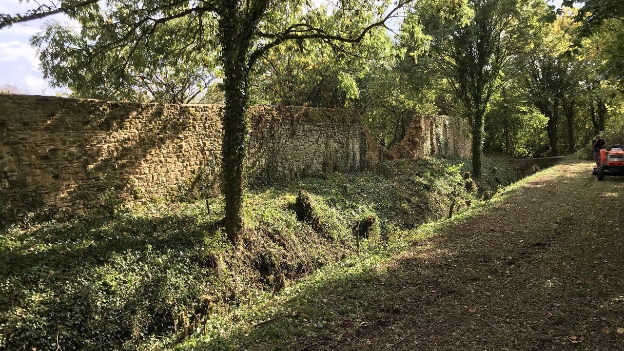 Photo of Outdoor in Boitron