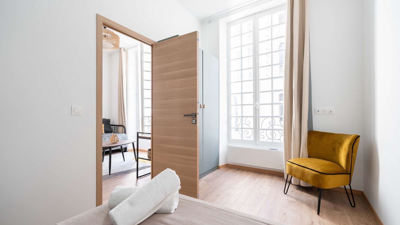 Photo of Bedroom in Opera