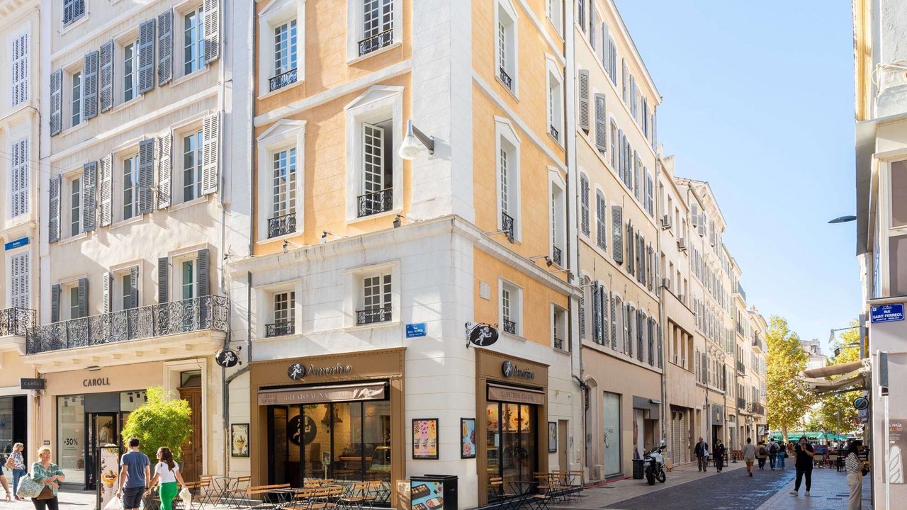 Photo of Others in Opera