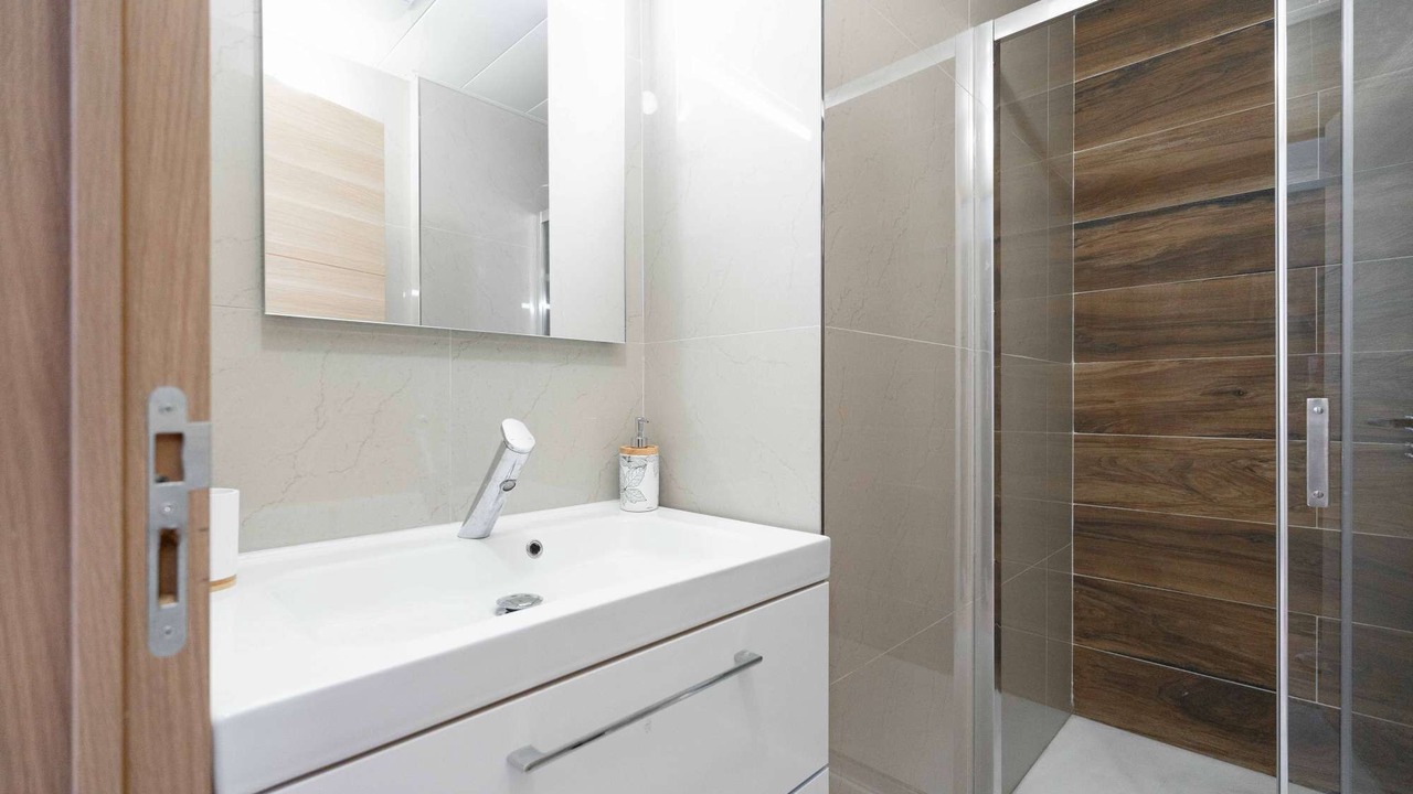 Photo of Bathroom in Opera