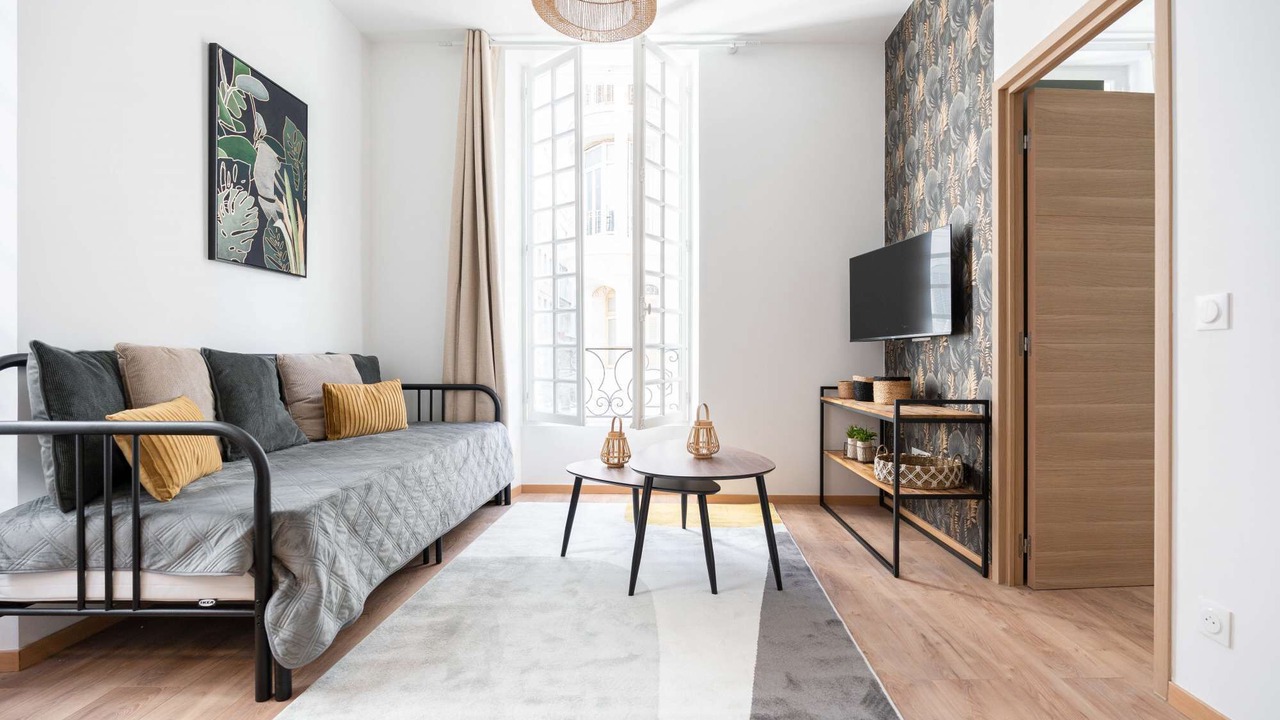 Photo of Livingroom in Opera