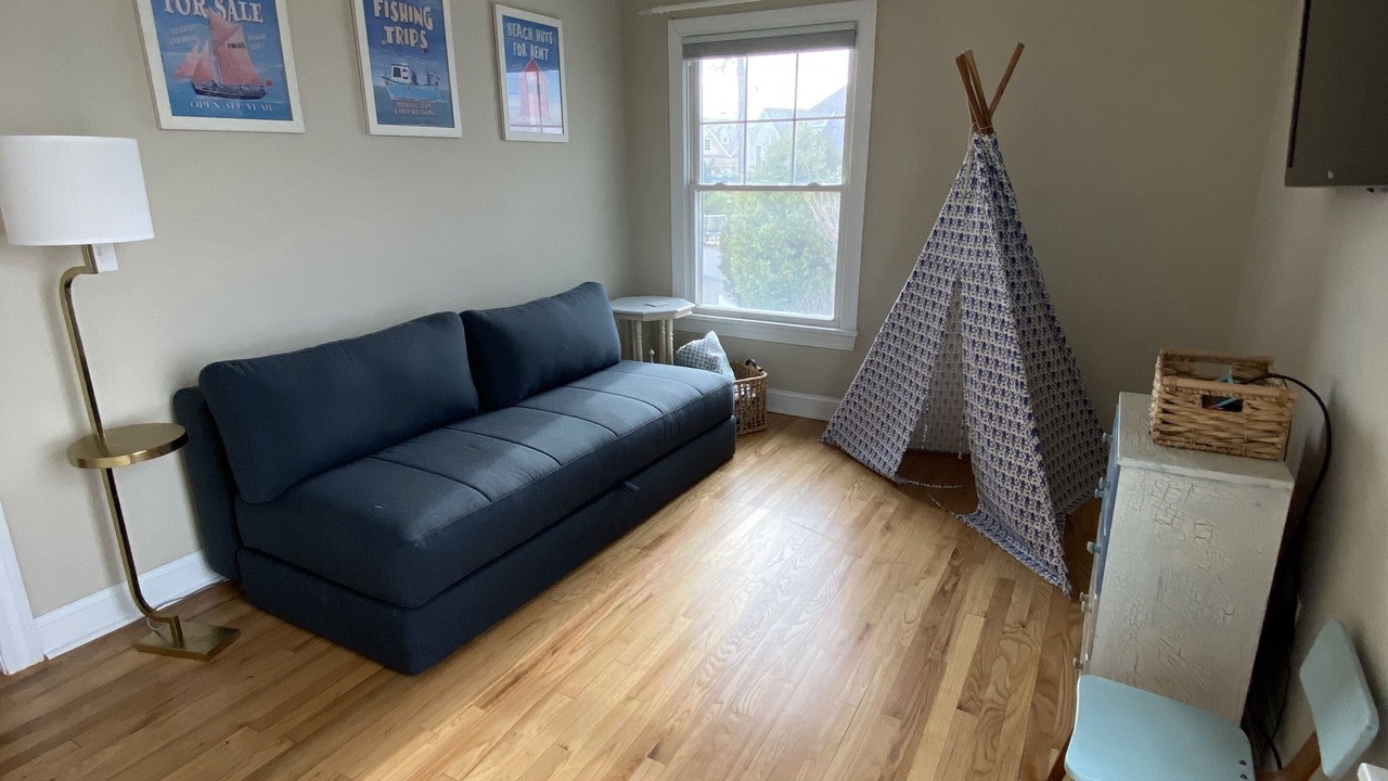Photo of Livingroom in Mantoloking