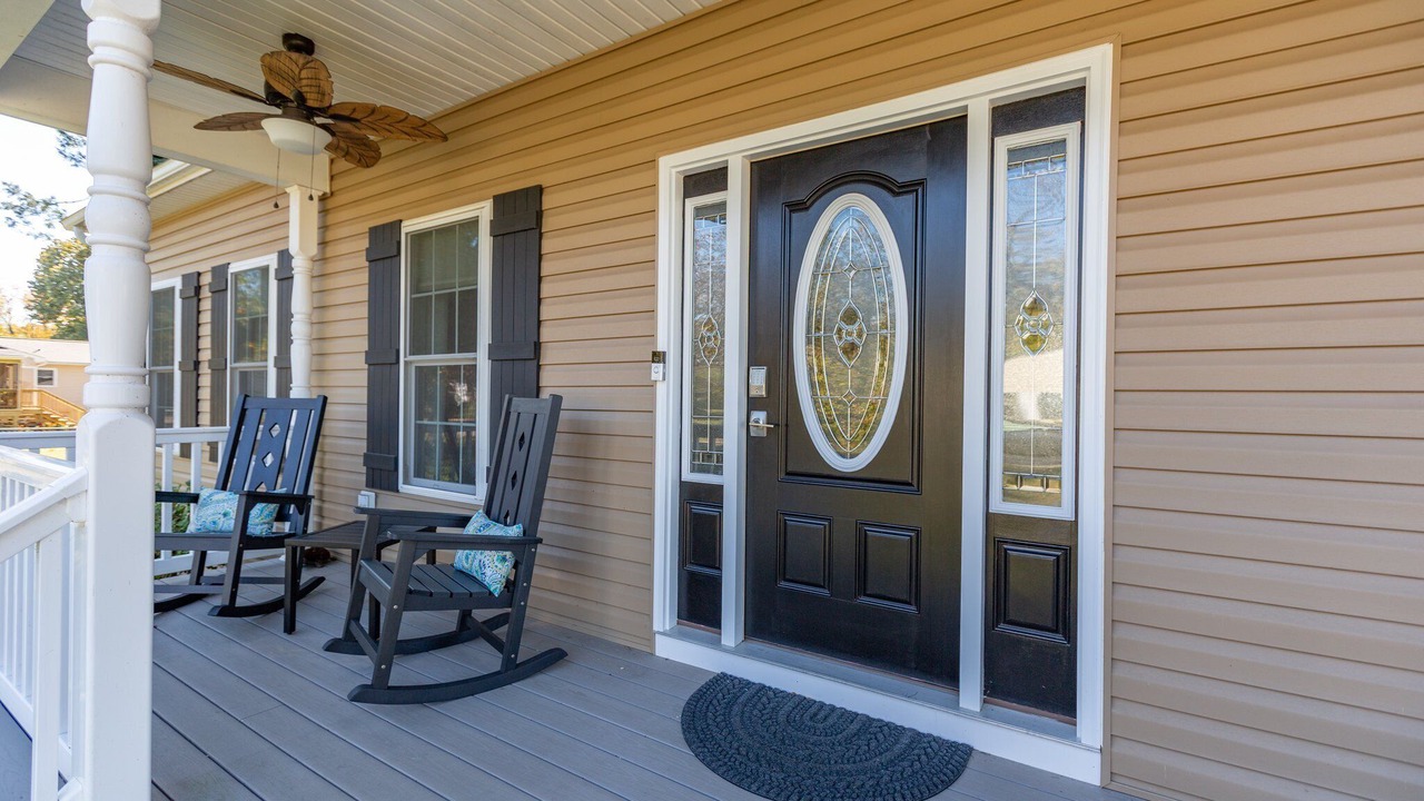 Photo of Outdoor in Issue