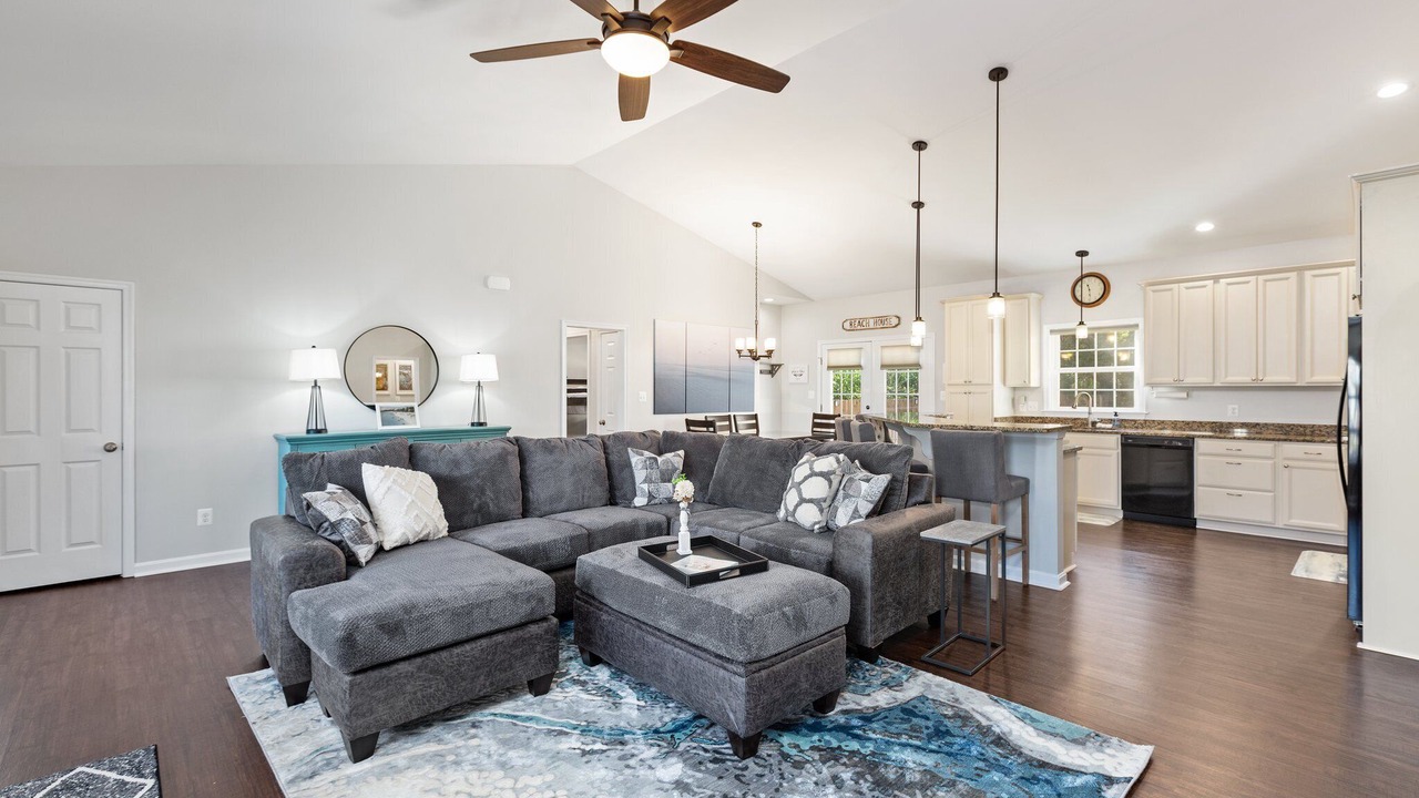 Photo of Livingroom in Issue
