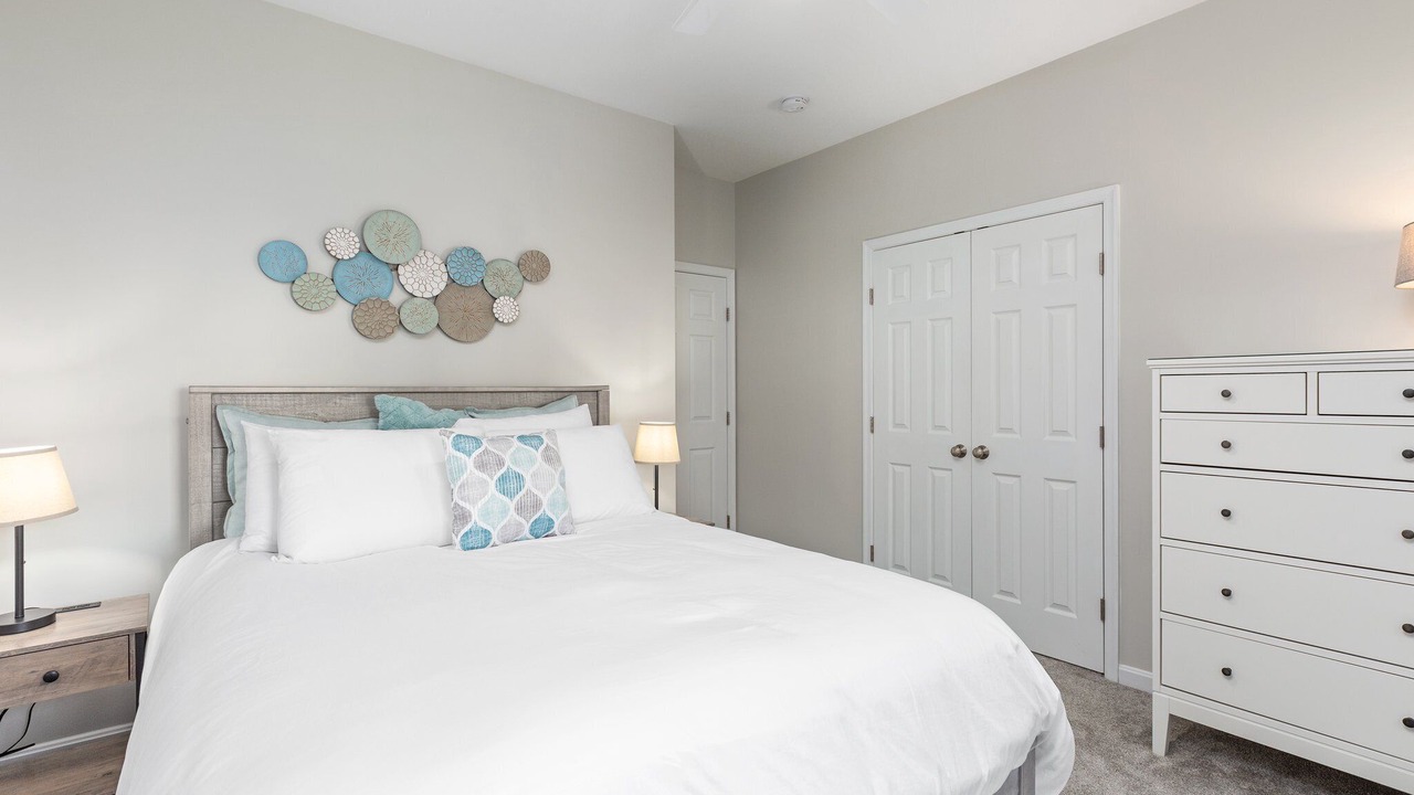 Photo of Bedroom in Issue