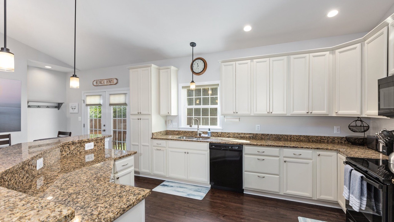 Photo of Kitchen in Issue