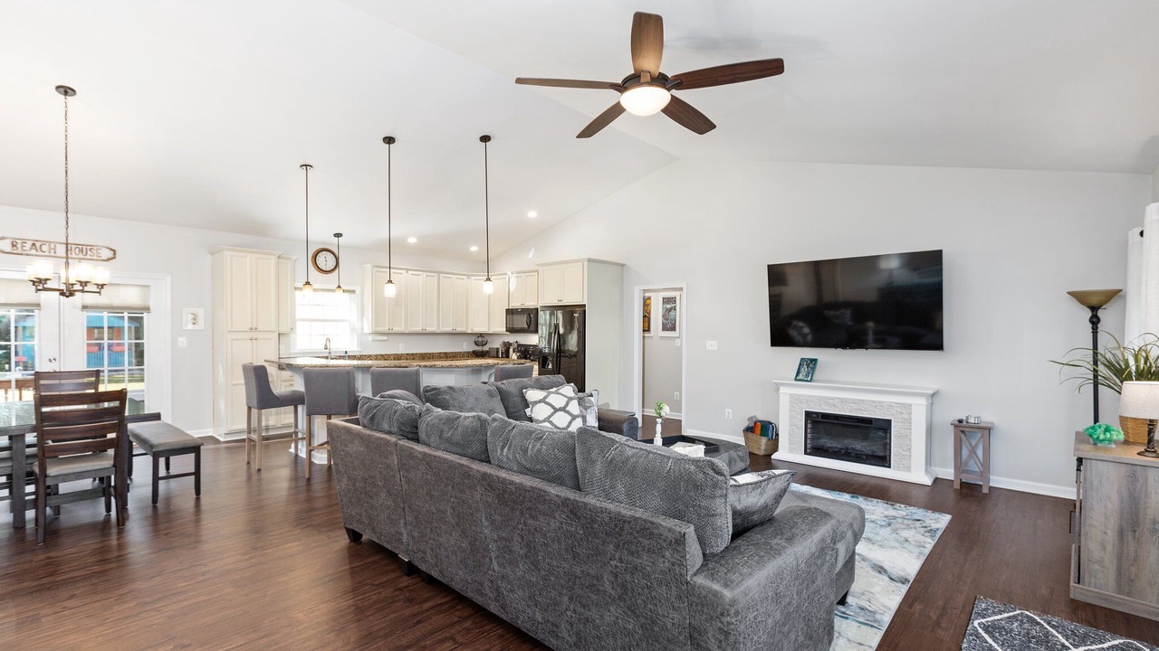 Photo of Livingroom in Issue