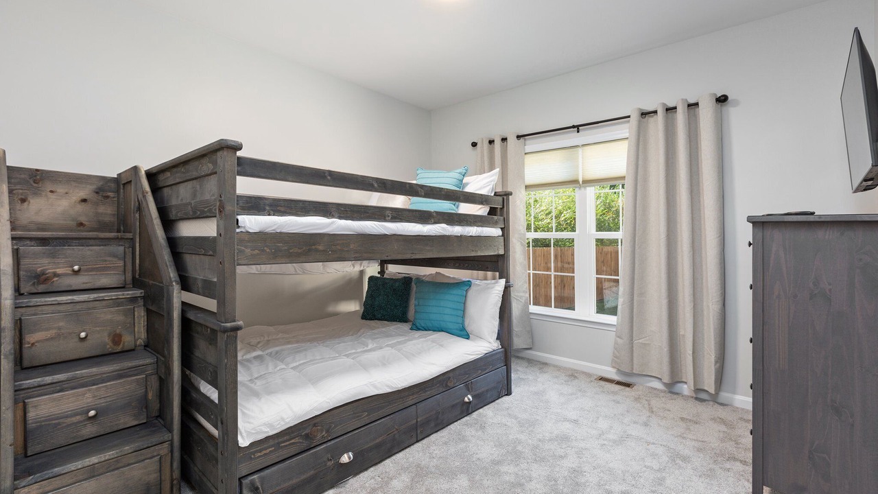 Photo of Bedroom in Issue