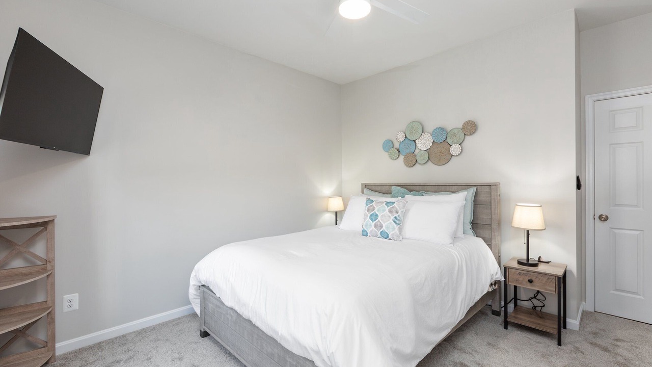 Photo of Bedroom in Issue
