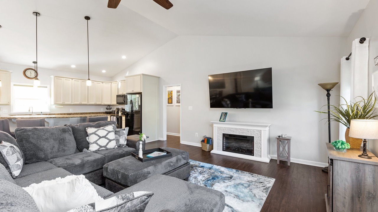 Photo of Livingroom in Issue