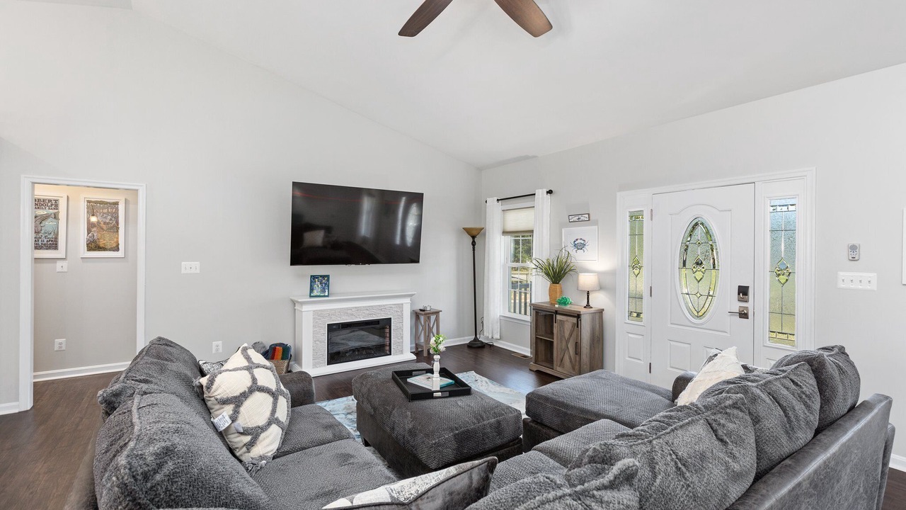 Photo of Livingroom in Issue