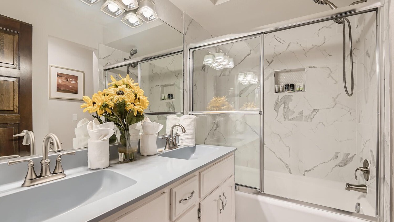Photo of Bathroom in Pinto Palomino