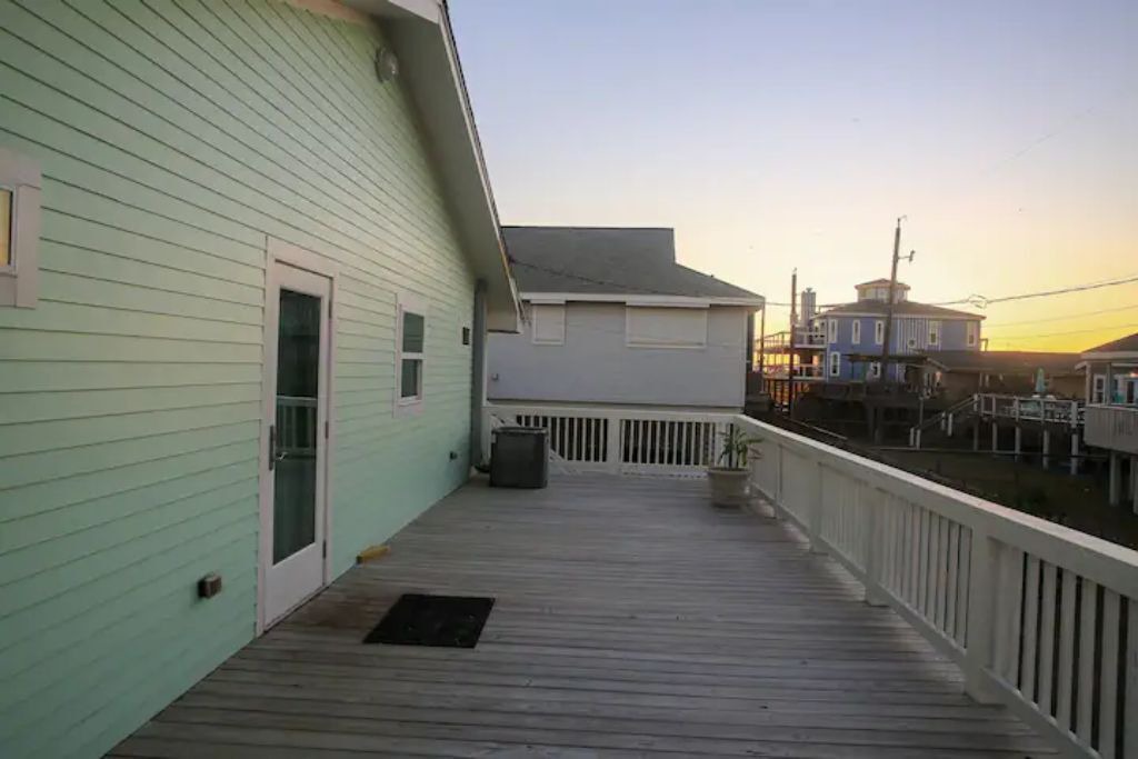 Photo of Patio Balcony in Bermuda Beach
