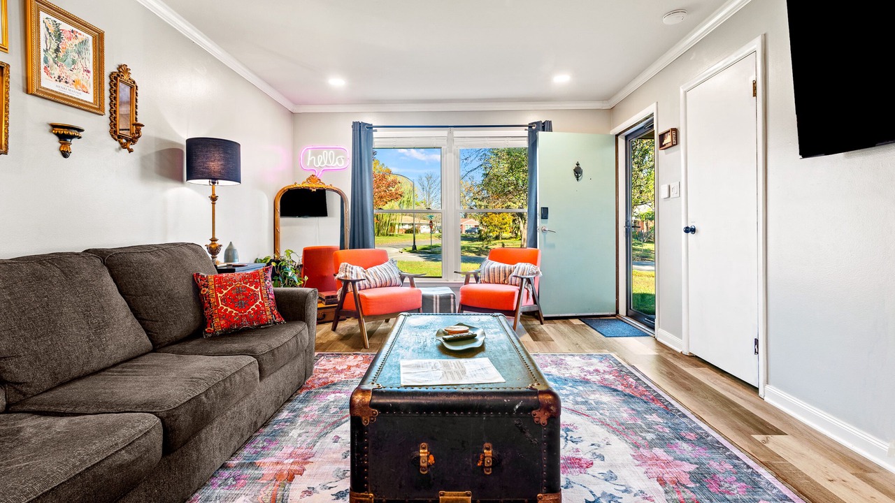 Photo of Livingroom in Bon Air