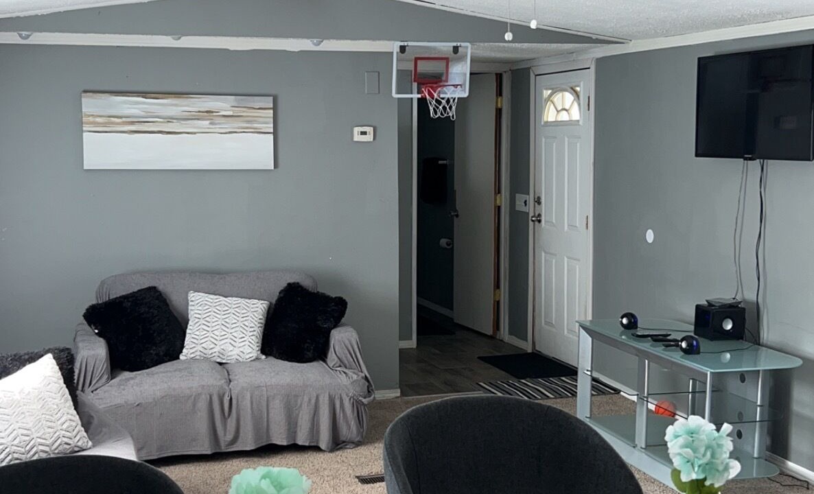 Photo of Livingroom in Cutlerville