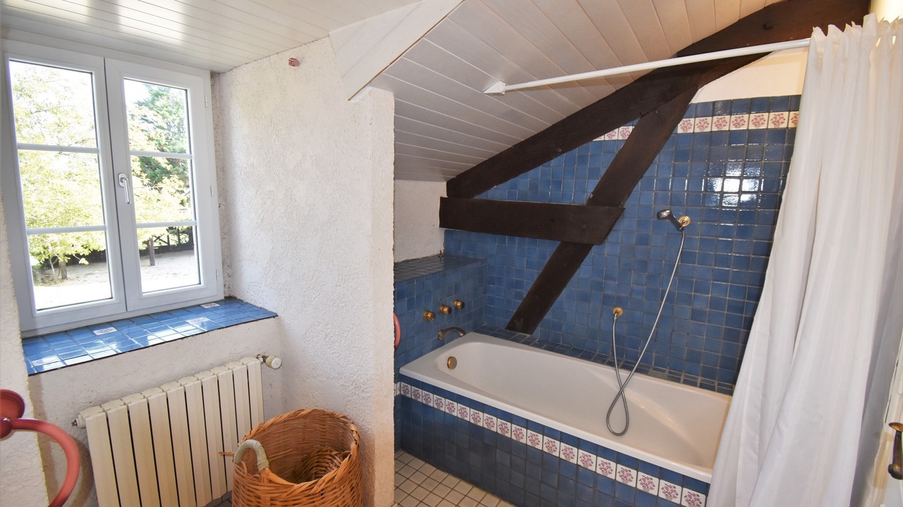 Photo of Bathroom in Saint-Laurent-la-Vallee