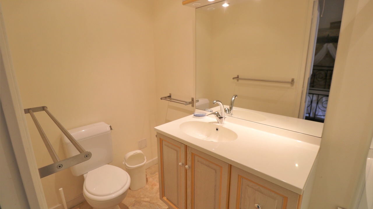 Photo of Bathroom in Saint-Laurent-la-Vallee