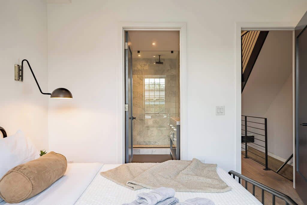 Photo of Bedroom in Olde Kensington